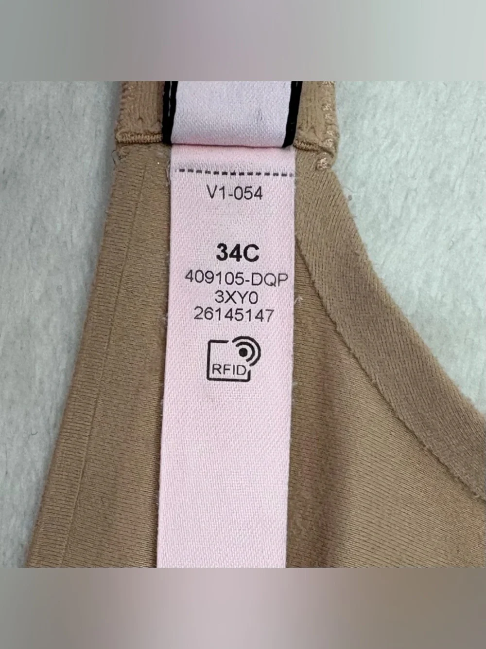 Victorias Secret 34C Incredible Padded No Wire Bra Beige Nude Wireless - Picture 7 of 10